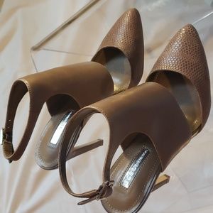Bcbgeneration Shoes  Bcbg Snake Embossed pointed Toe Heels Taupe to Brown Size 7